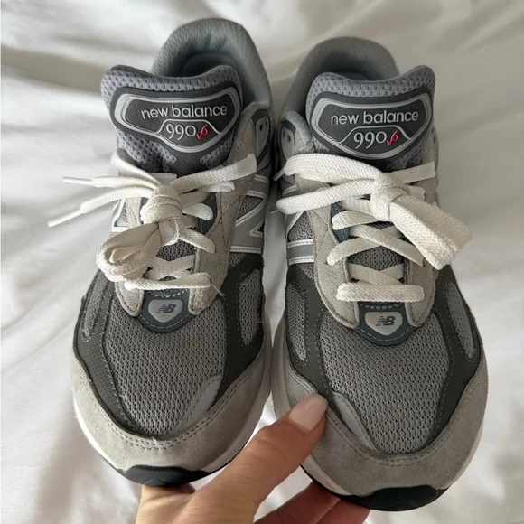 New Balance 990 V6 Gray and White Athletic Shoes - Picture 4 of 8